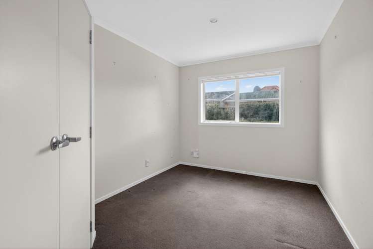 8 Davies Street Tawa_15