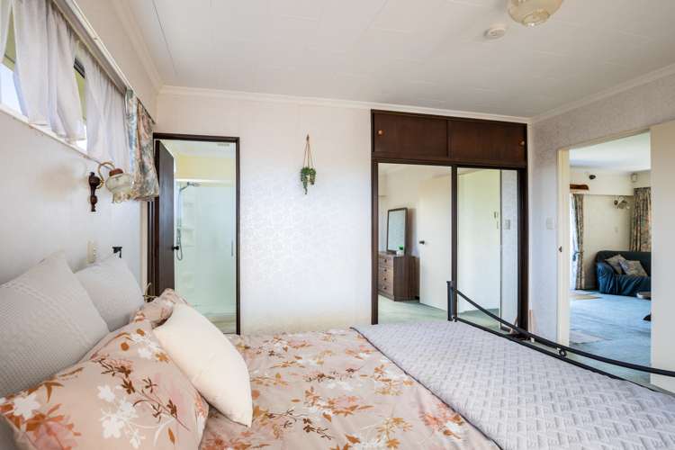 10 Camellia Avenue Bell Block_11