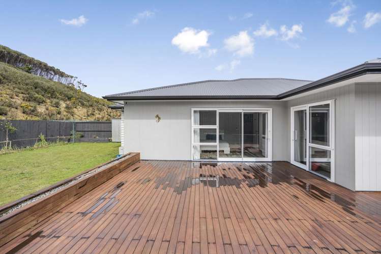 37 Brian Morgan Terrace Wainuiomata_14