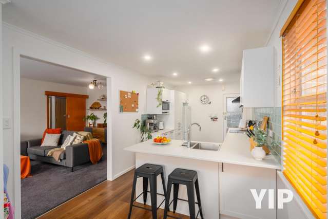 7 Catherine Crescent Paparangi_2