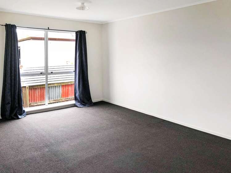 28 Andrew Street Elgin_4