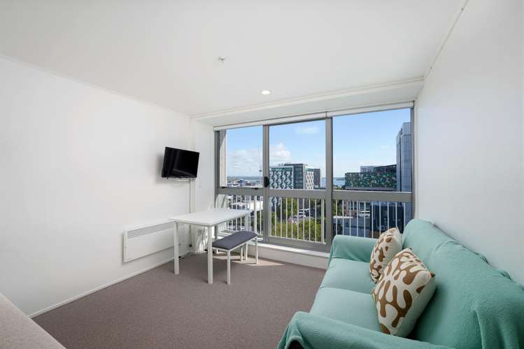 824/72 Nelson Street_5