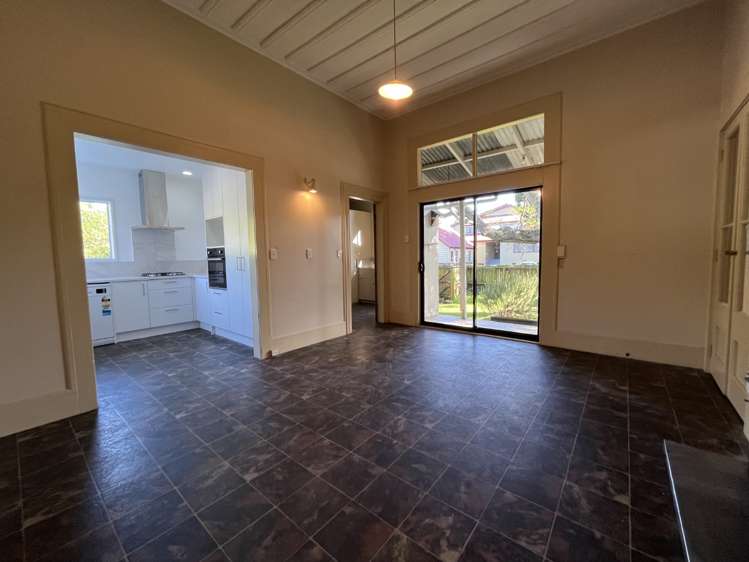 75 Grey Street Onehunga_16