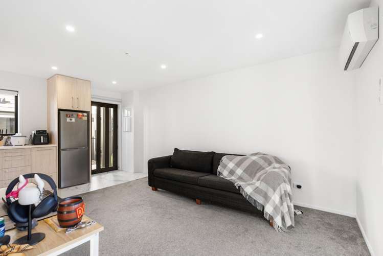 2/309 Armagh Street_5
