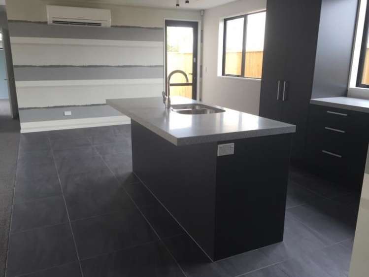 18 Bronco Drive Aidanfield_2