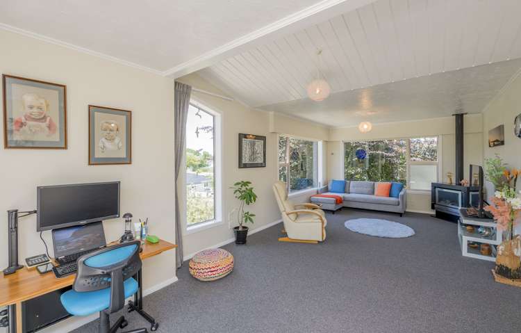 15 Kowhai Grove Raumati Beach_8