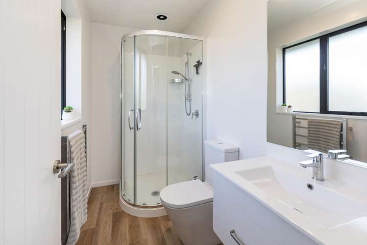 24 Halpin Drive Lincoln_7
