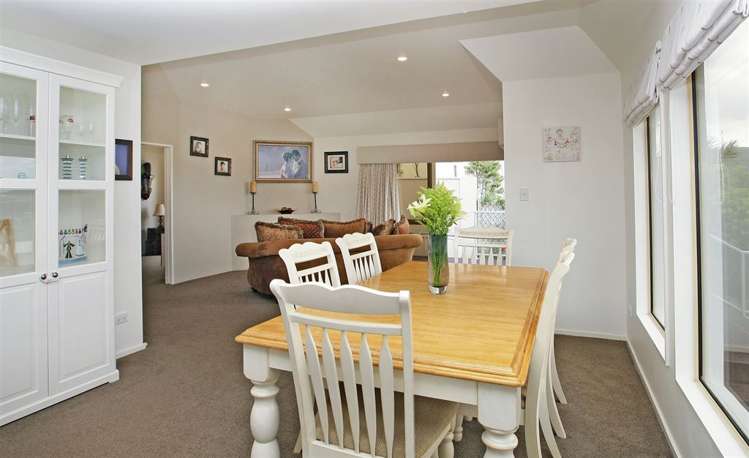 30 Downing Street Crofton Downs_6