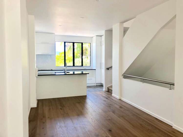 15/17 Lyon Avenue Mount Albert_8