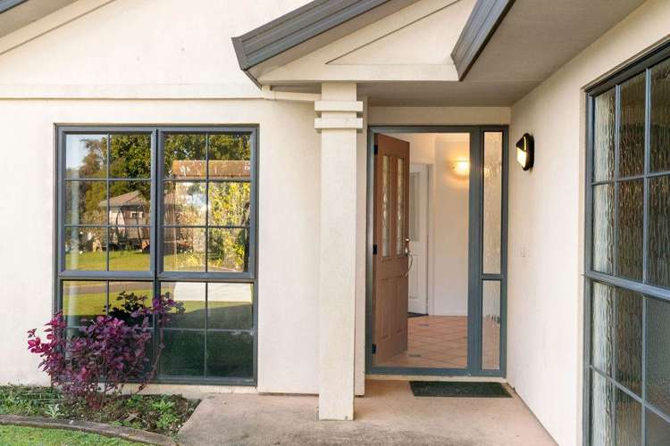 15 Bayvista Close_1