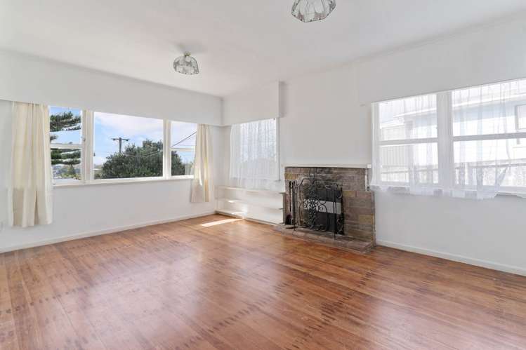 57 Ranui Avenue Ranui_9