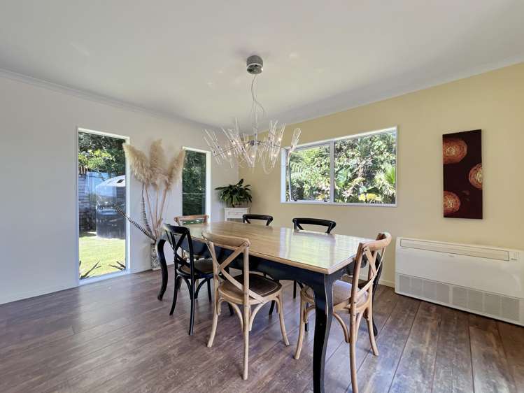 1377E Manawahe Road Manawahe_11