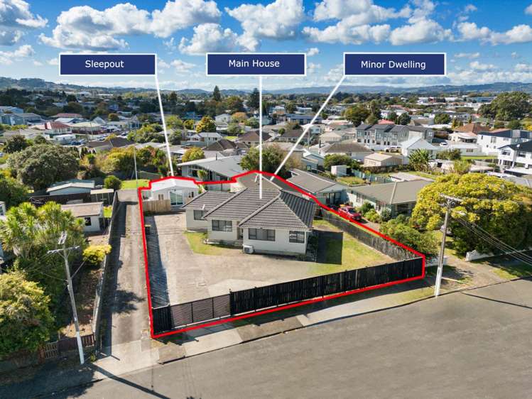 11 Lincoln Road Manurewa East_13