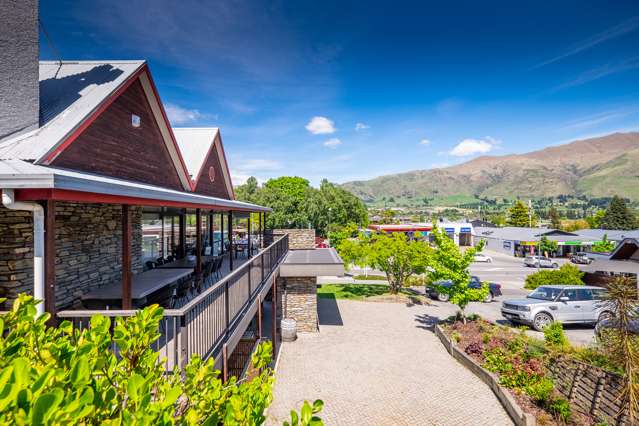 22/6 Ardmore Street Wanaka_3