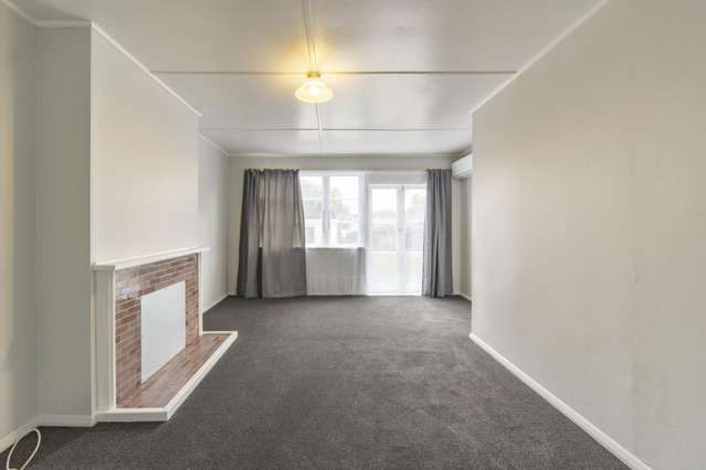 143 Cobham Drive Hamilton East_3