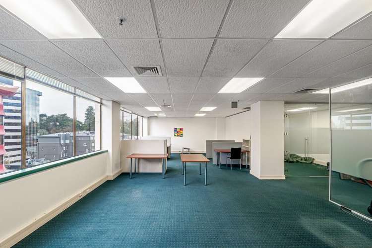 8/300 Queen Street City Centre_8
