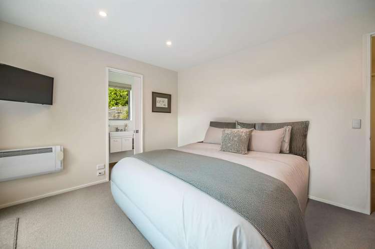 44 Springbank Grove Lower Shotover_11