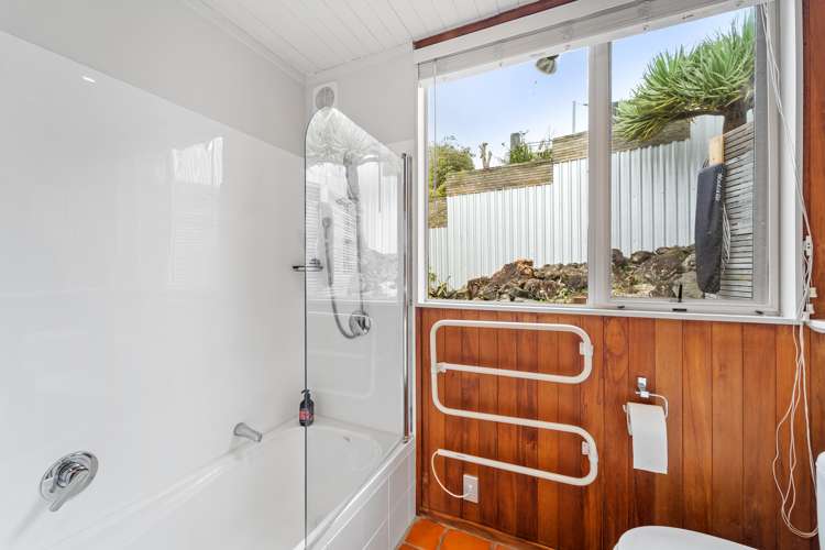 16a Poplar Road Stanmore Bay_10
