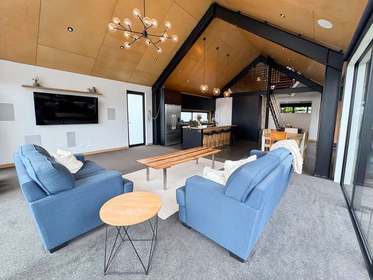 3/2 Mahana Place Raglan_5