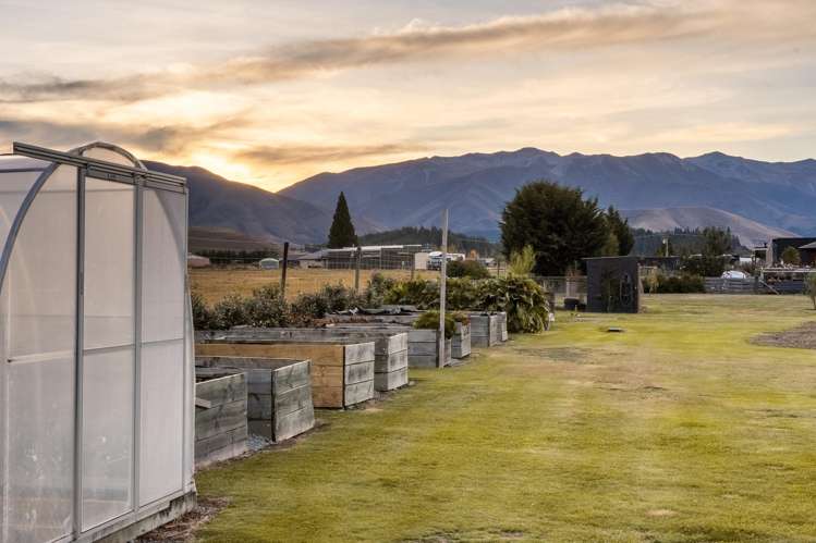 271 Glen Lyon Road Twizel_24