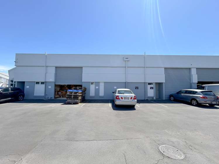 Unit 1, 76 Carr Road Mount Roskill_1