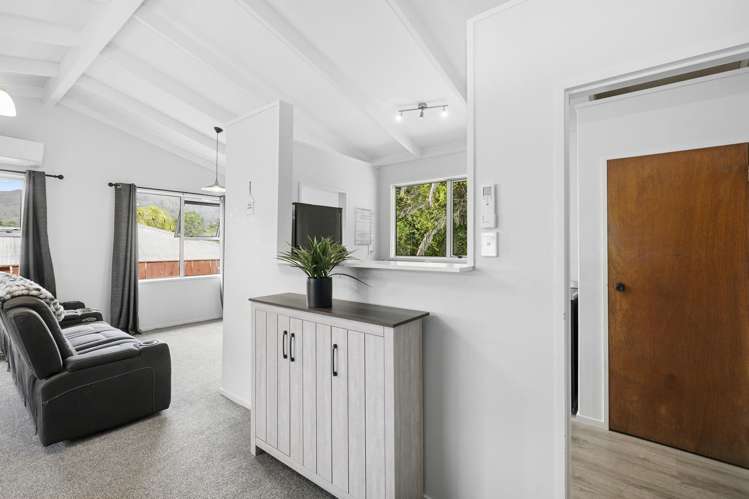 7 Waipuna Grove Stokes Valley_6