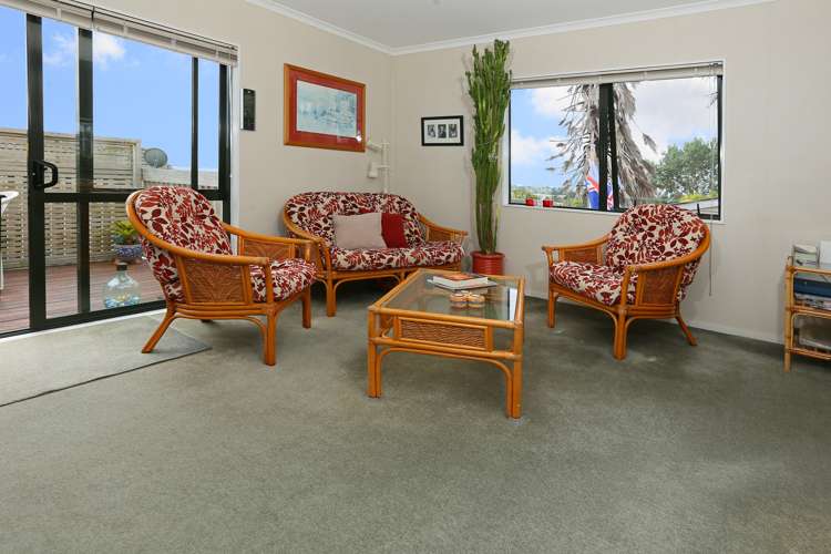 8a Humphrey Kemp Avenue Henderson_16