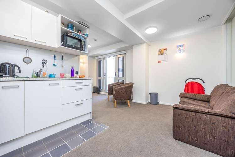10K/135 Victoria Street West_2