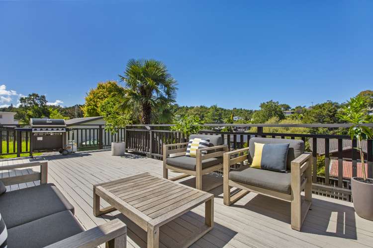 38 Vandeleur Avenue Birkdale_13