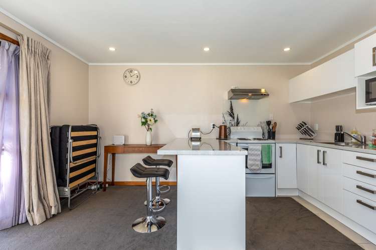 1/42 Hallenstein Street Queenstown_4