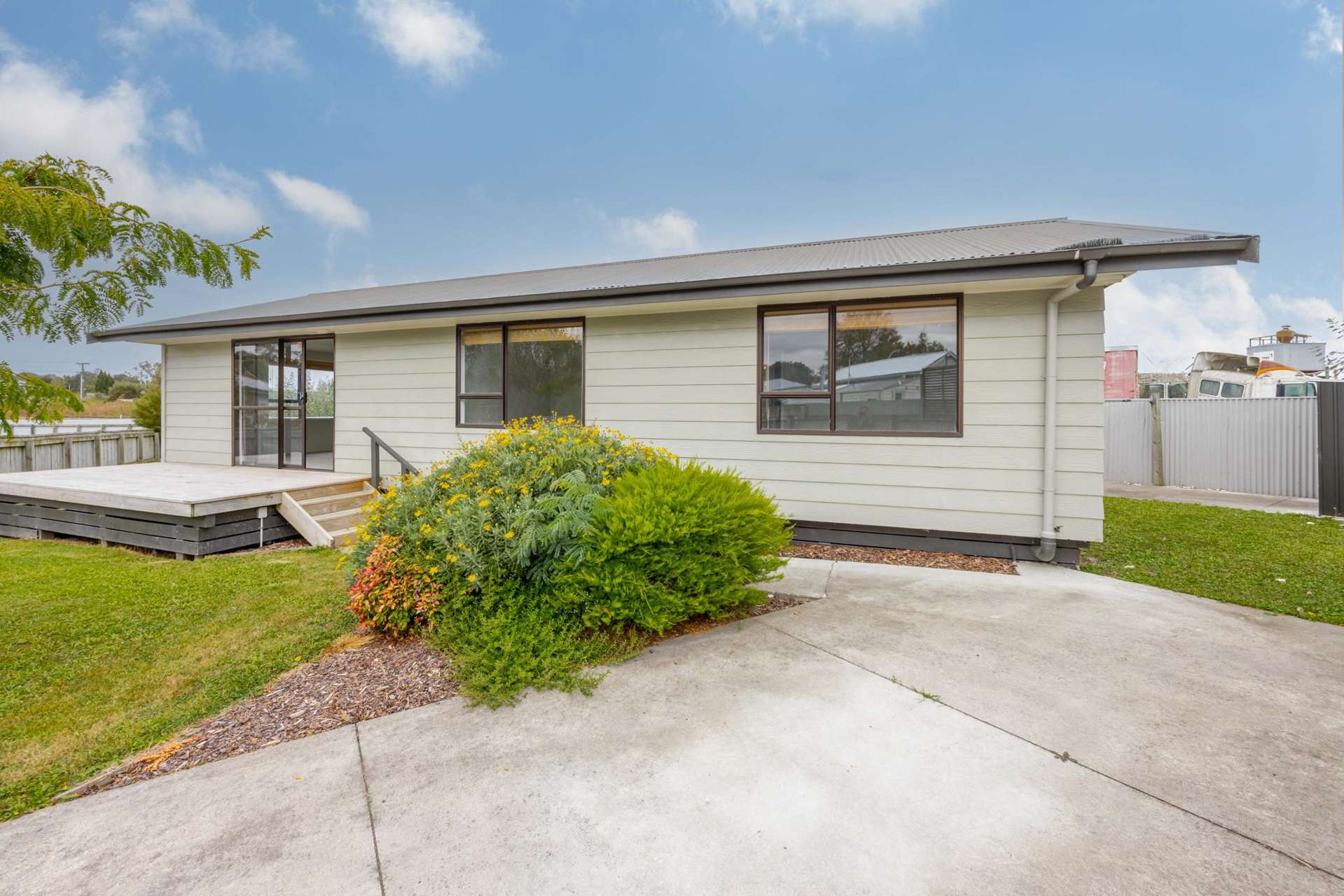 3A Collins Street Waipawa_0