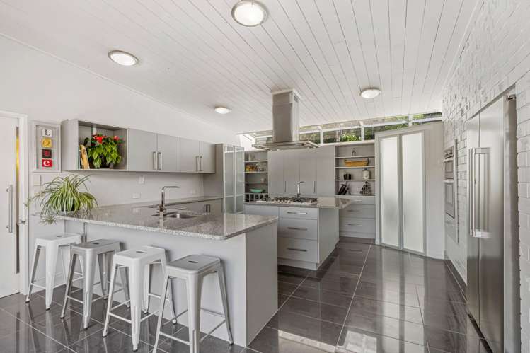 23 Boons Valley Road Waikawa_4