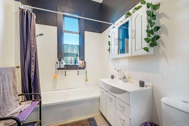 29 Huron Street Gore Surrounds_7