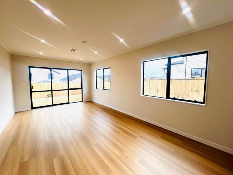 Christella Street Flat Bush_5