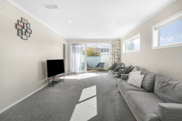 1/121 Muritai Road Eastbourne_2