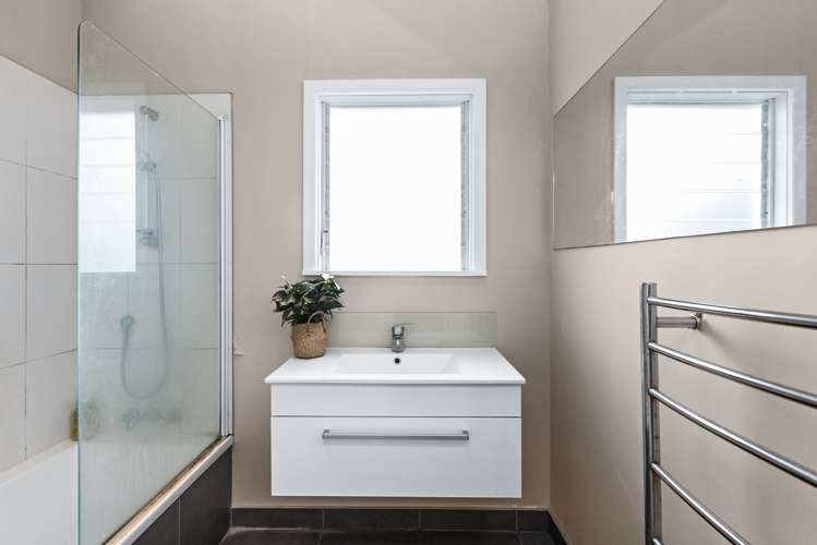 18 Avenue Road Greenmeadows_11