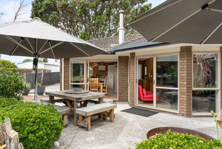 31 Given Grove Pauanui_17