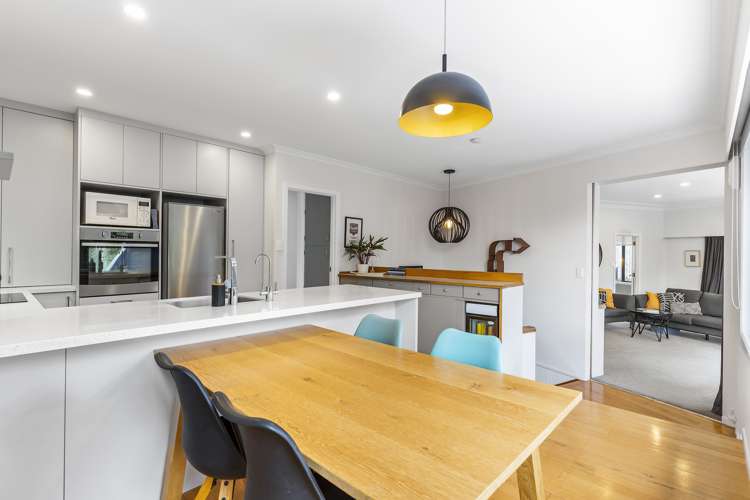 41 Covil Avenue Te Atatu South_6