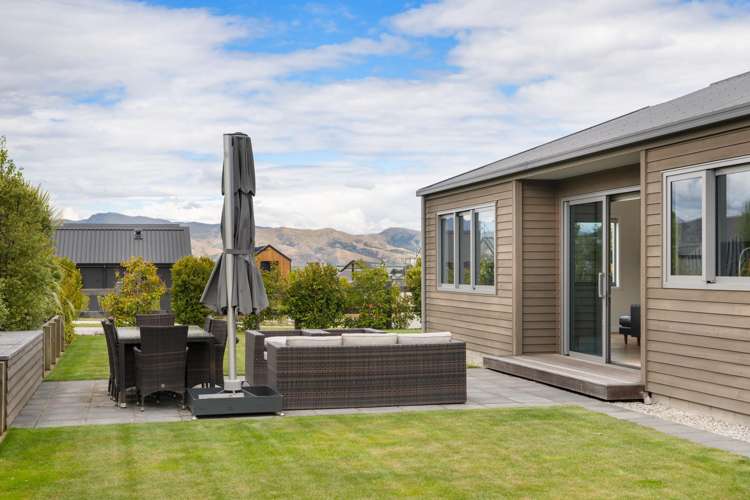 7 Armidale Crescent Wanaka_11