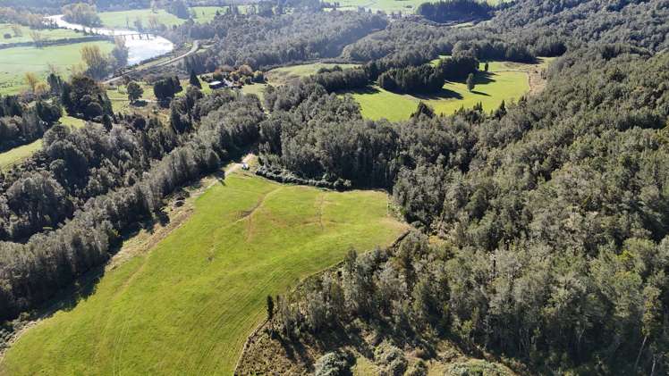 850 Browns Creek Road Inangahua_12