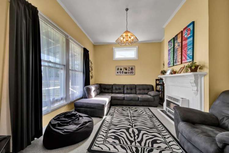 30 Collins Street Hawera_0