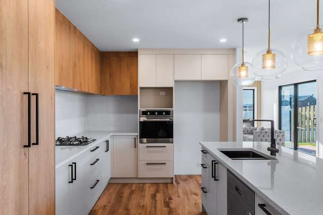 26 Makomako Crescent Wharewaka_4