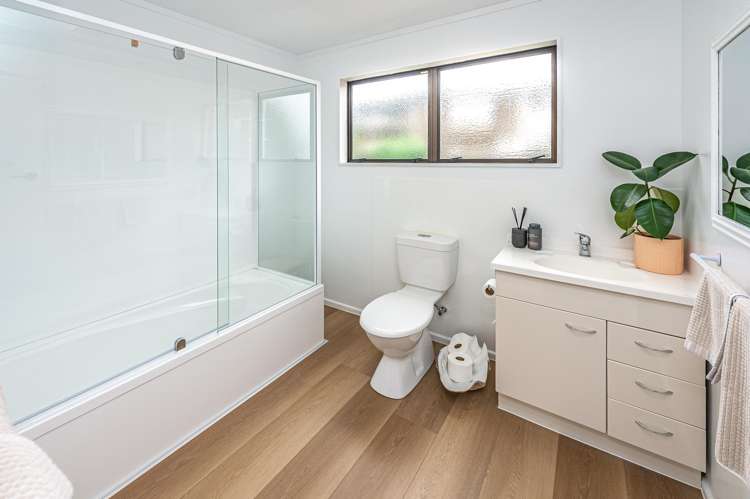 129 Peakes Road Springvale_13