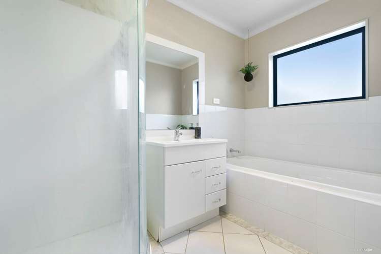 15 Delphi Grove Tuakau_11