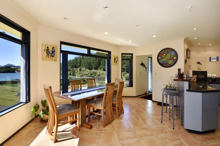 198 Elaine Bay Road Marlborough Sounds_9