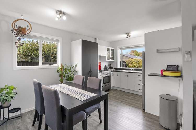 86 Neill Street Hornby_9