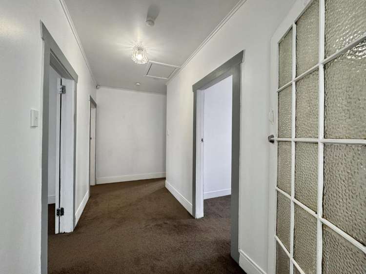3157 Great North Road New Lynn_14