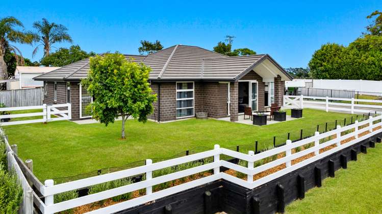 2 Pamela Christine Road Patumahoe_26
