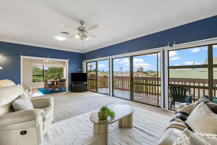 65 Uxbridge Road Mellons Bay_2