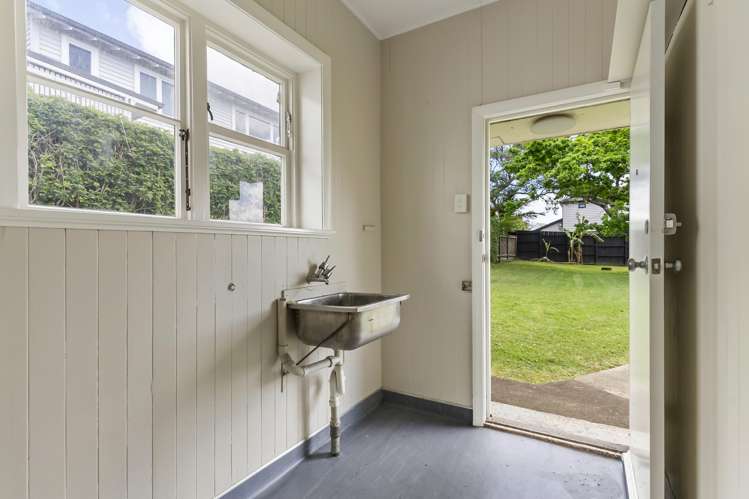 48 Walmer Road Point Chevalier_5